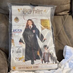 New Harry Potter Gryffindor robe child costume size medium (5-7 years)